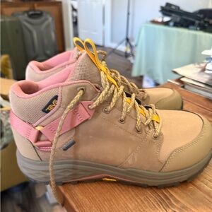 Teva Tan and Pink Women's Athletic Shoes